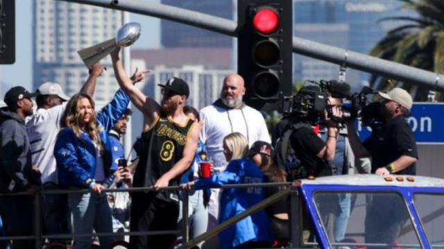 1645108672069050331.png RAMS-VICTORY-12-1.png